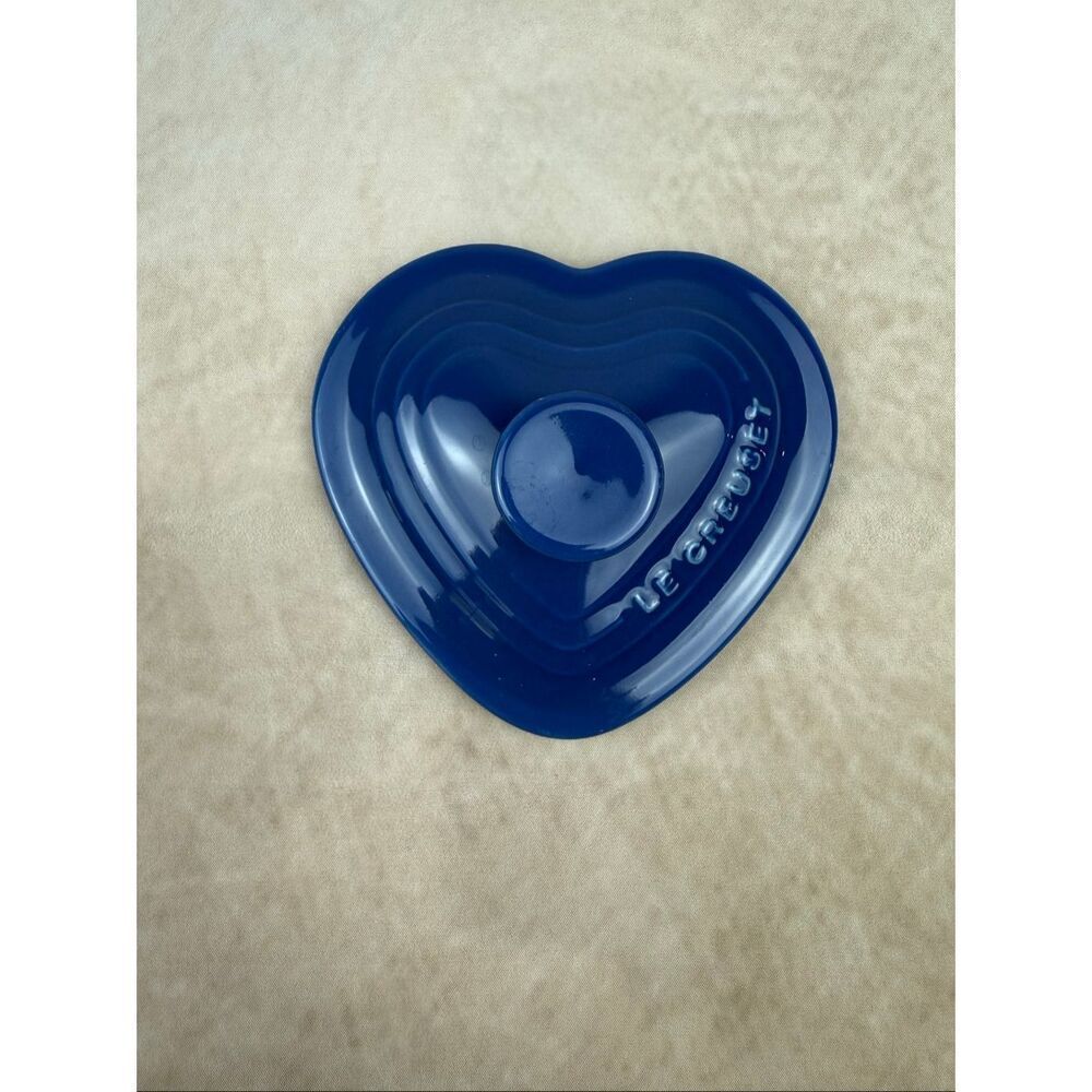 Le Creuset Mini Heart Ramekin Cobalt Lid Only READ